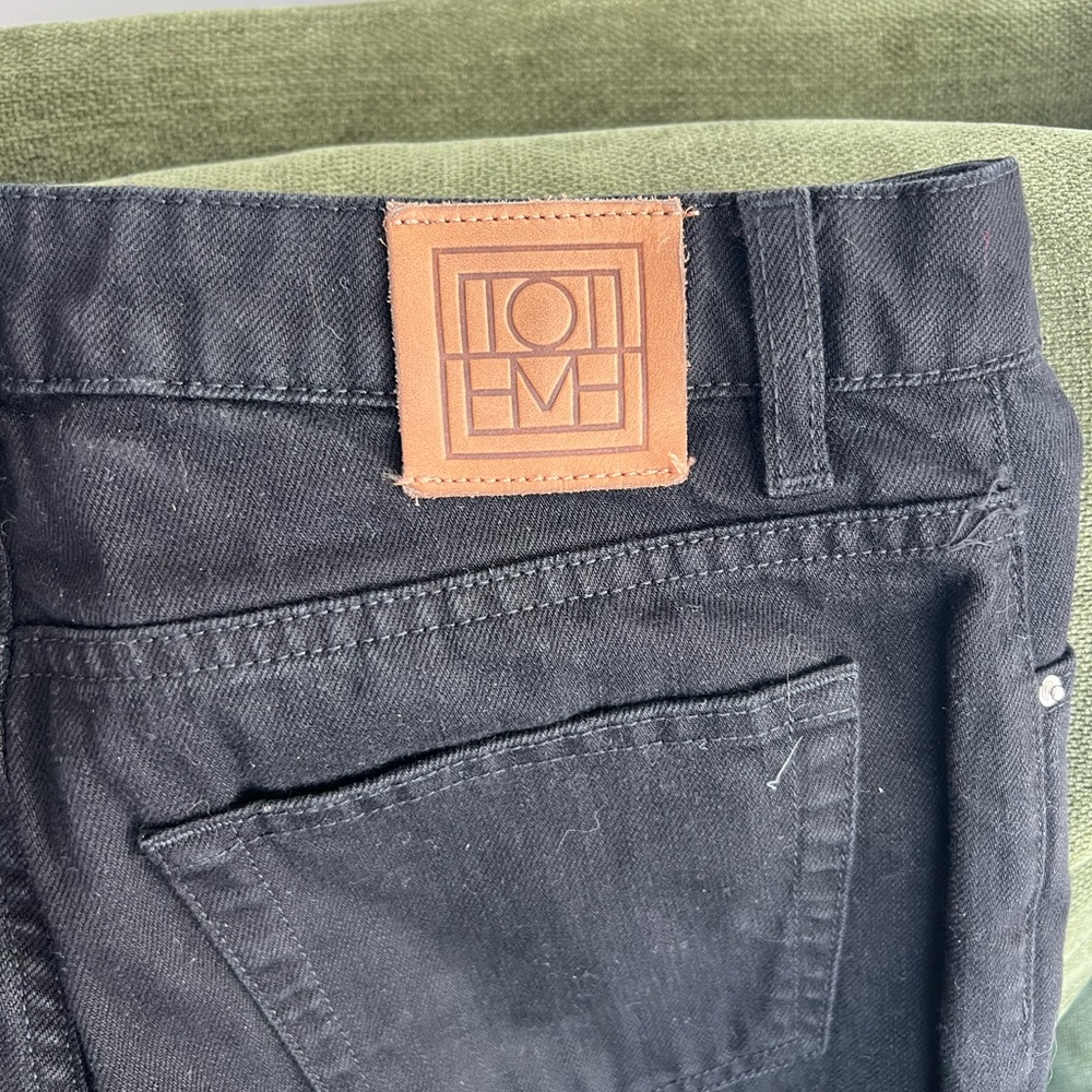 TOTEME Black High-Rise Flared Jeans - Picture 3 of 7
